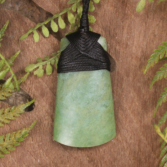 Flower Jade Pounamu Toki
