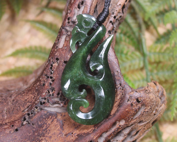 Manaia carved from Kawakawa Pounamu - NZ Greenstone
