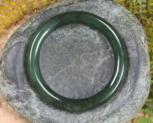 Bangle carved from Kawakawa Pounamu - NZ Greenstone