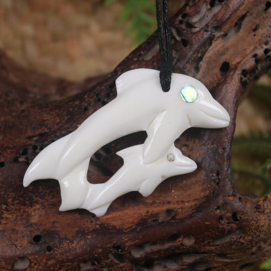Dolphin or Aihe Pendant 