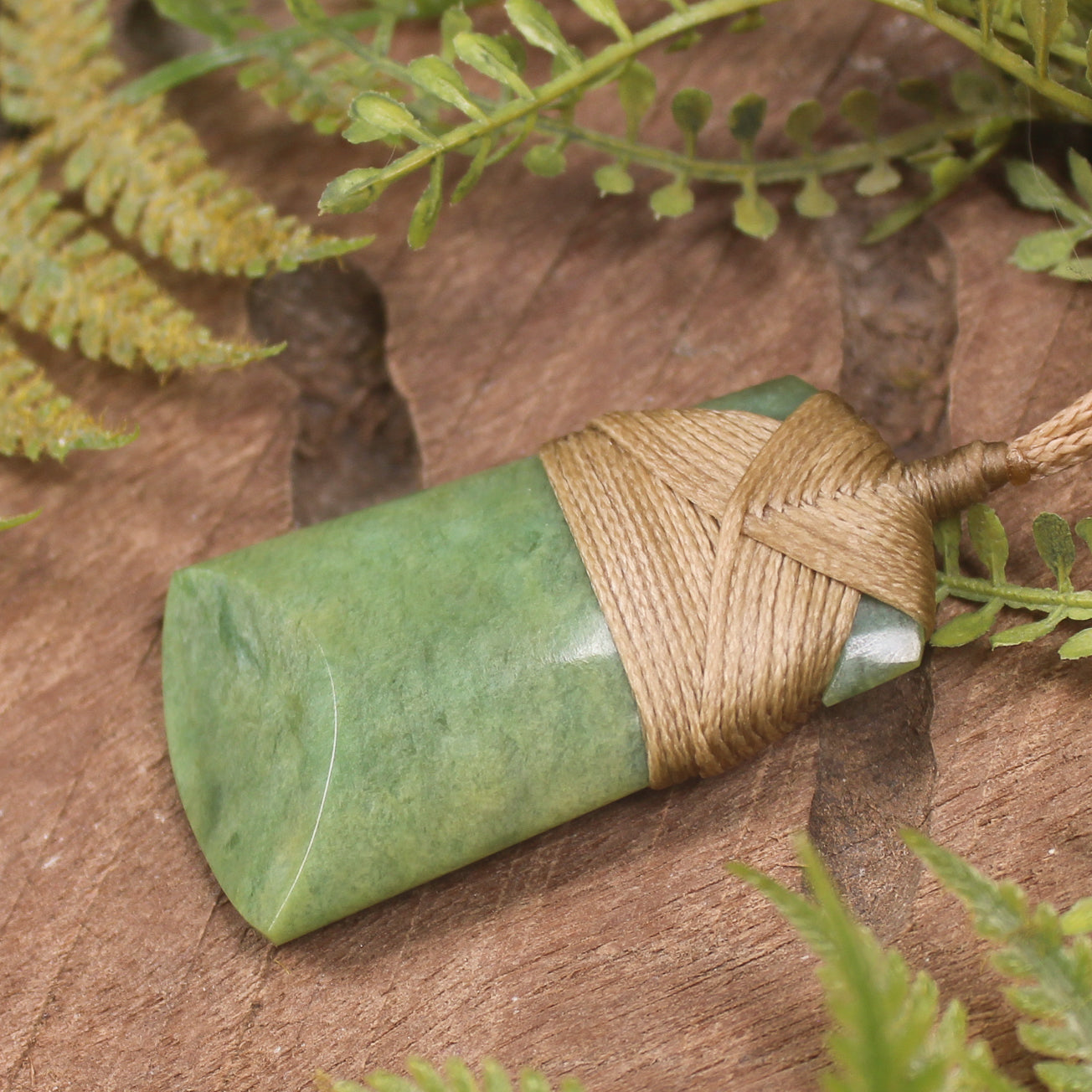 Flower Jade Pounamu Toki