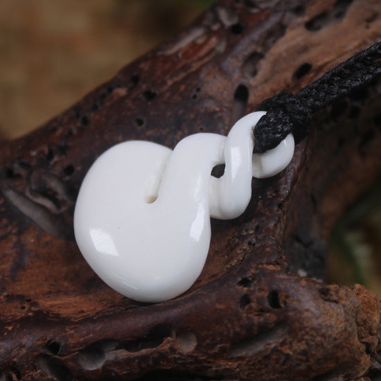 Pikorua or Twist carved from NZ Beef Bone