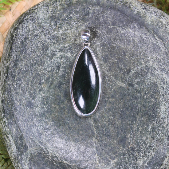 Kawakawa Pounamu pendant set in Sterling Silver - NZ Greenstone