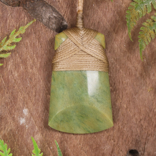Flower Jade Pounamu Toki