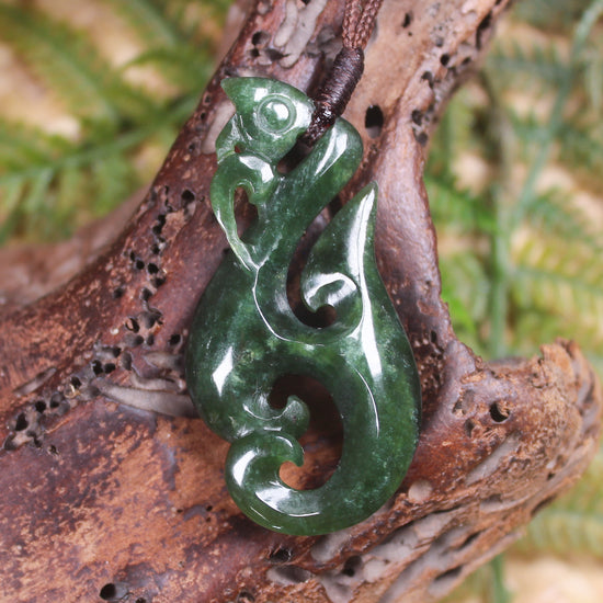 Manaia carved from Kawakawa Pounamu - NZ Greenstone