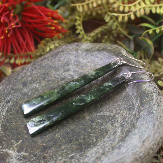 Roimata or Teardrop earrings carved from Kawakawa Pounamu - NZ Greenstone