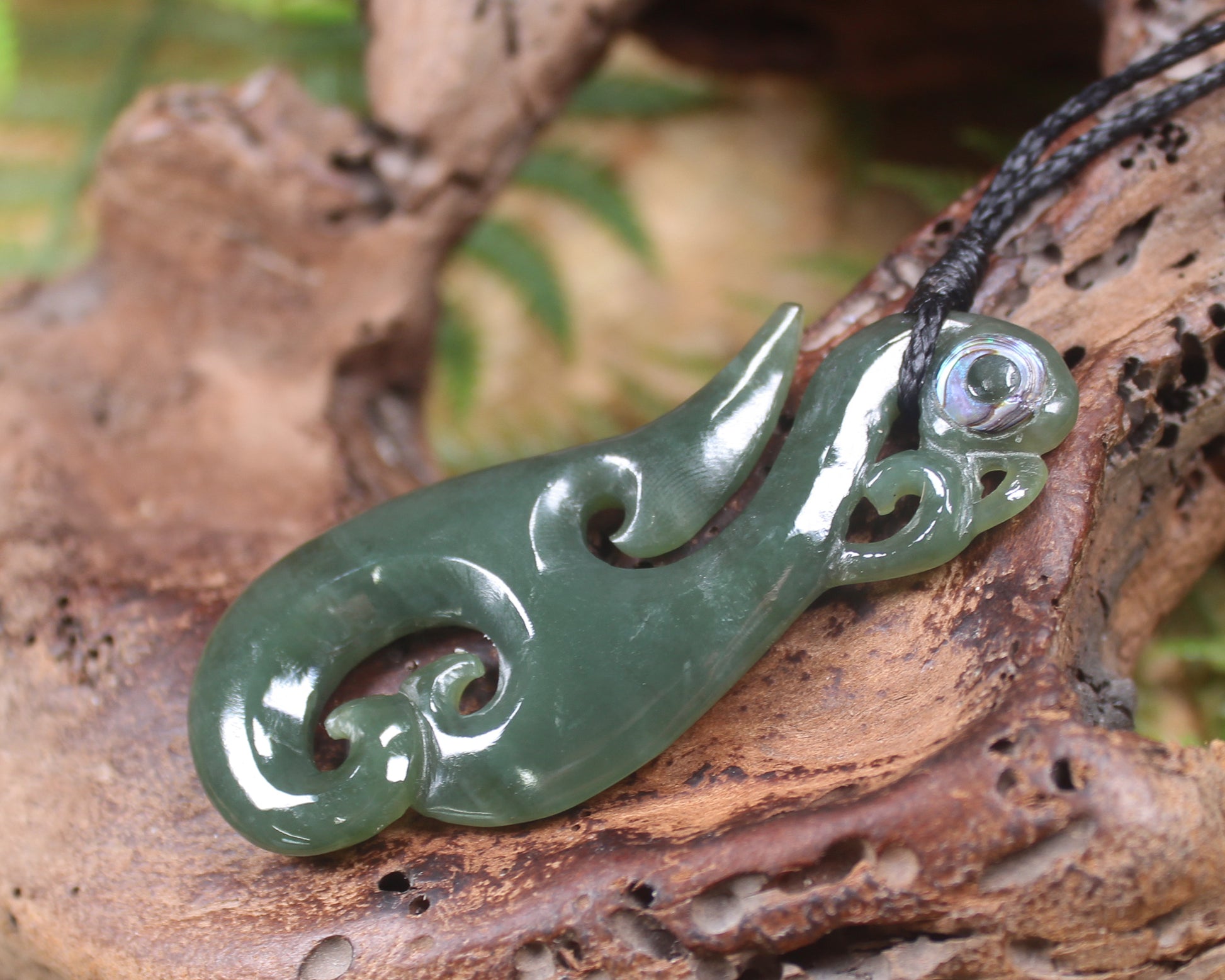 Manaia carved from Inanga Pounamu - NZ Greenstone