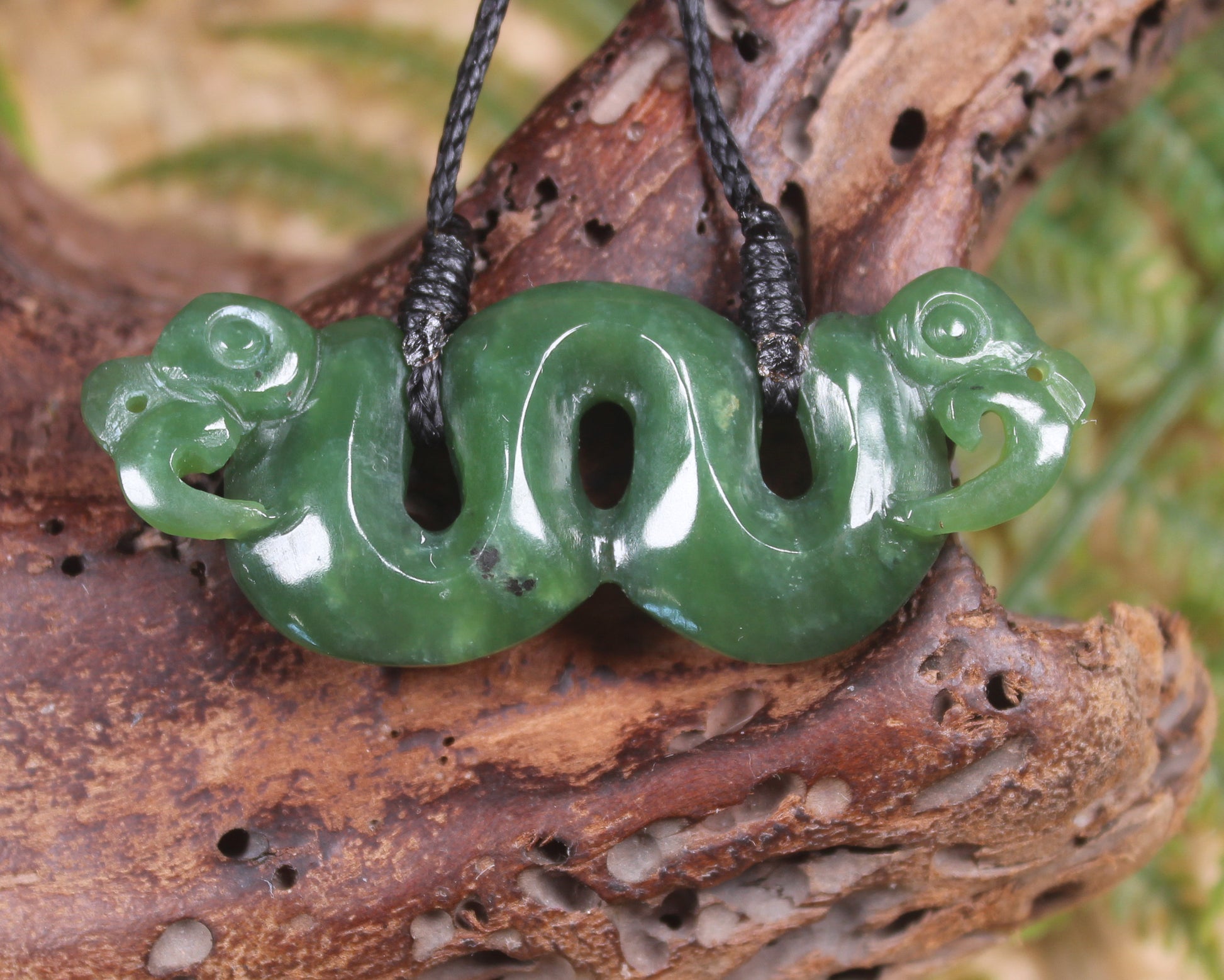 Pekapeka Pendant carved from Hapopo Pounamu - NZ Greenstone