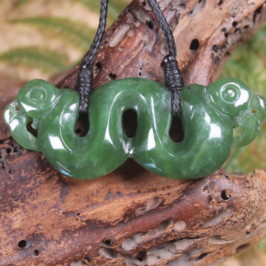 Pekapeka Pendant carved from Hapopo Pounamu - NZ Greenstone
