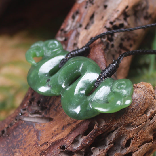 Pekapeka Pendant carved from Hapopo Pounamu - NZ Greenstone
