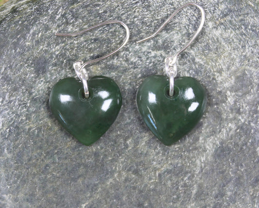 Heart Earrings carved from Kawakawa Pounamu - NZ Greenstone