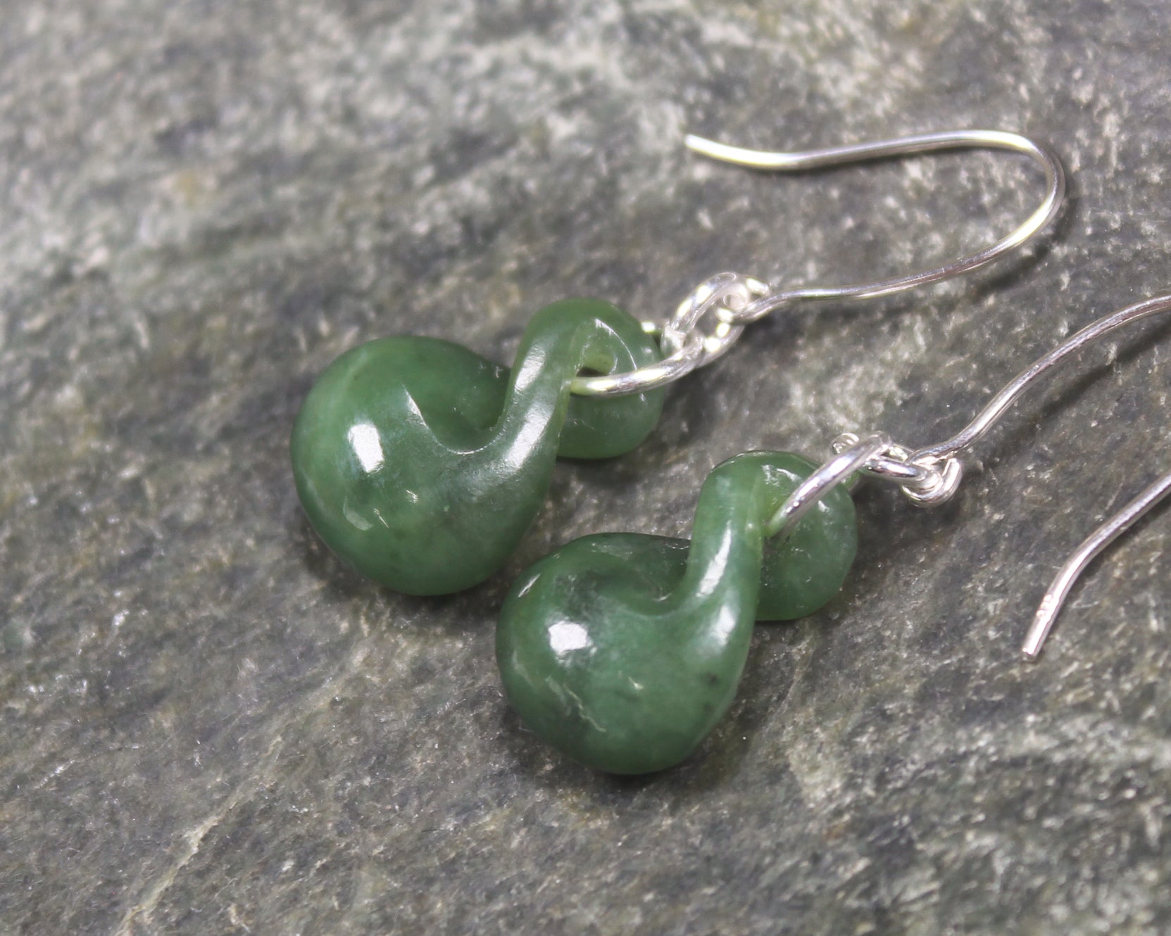 Twist Earrings carved from Hapopo Pounamu - NZ Greenstone