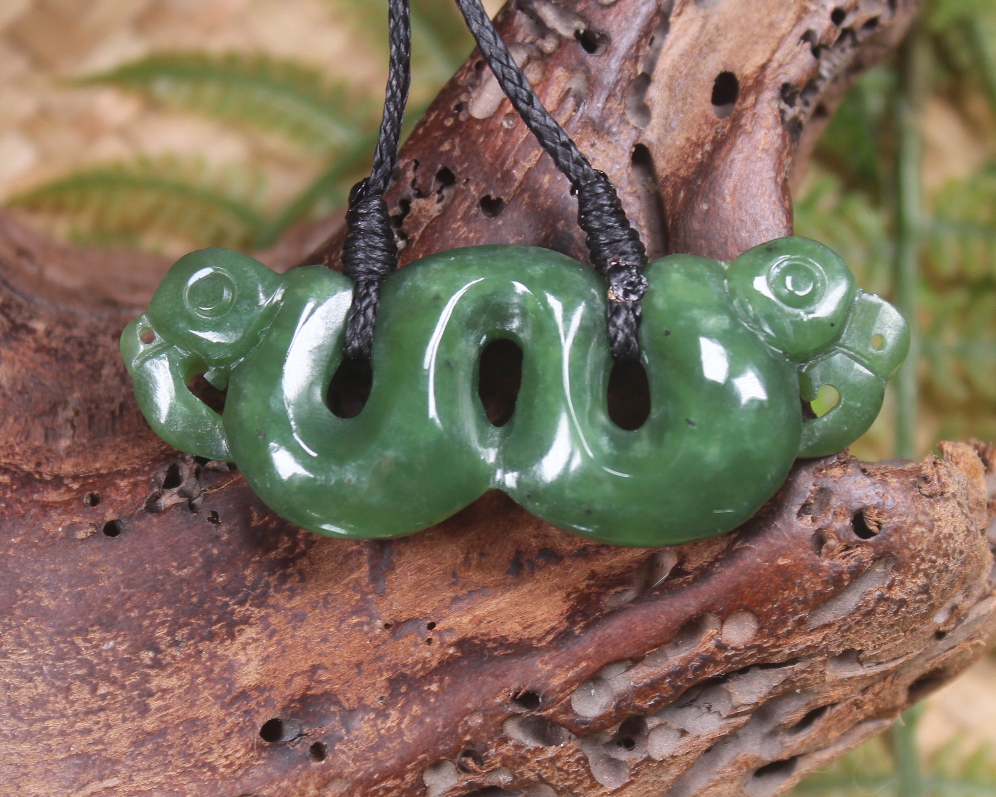 Pekapeka Pendant carved from Hapopo Pounamu - NZ Greenstone
