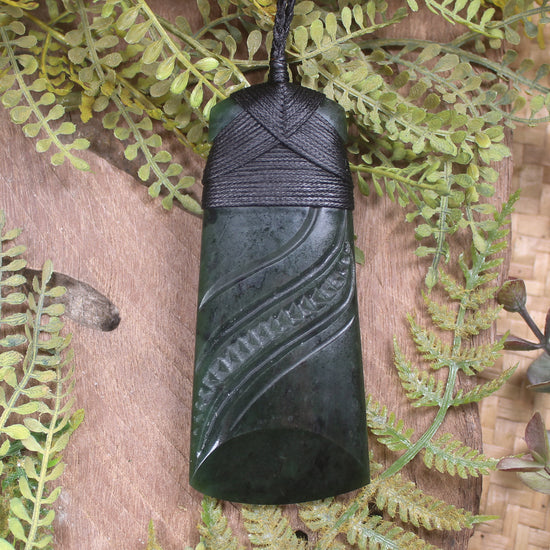 Rimu Pounamu Toki - NZ Greenstone