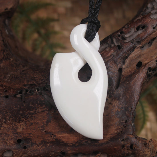 Pikorua or Twist carved from NZ Beef Bone