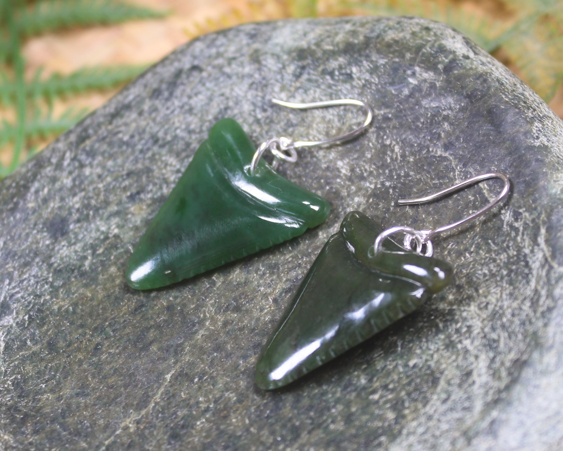 Shark Tooth Earrings carved from Kawakawa Pounamu - NZ Greenstone