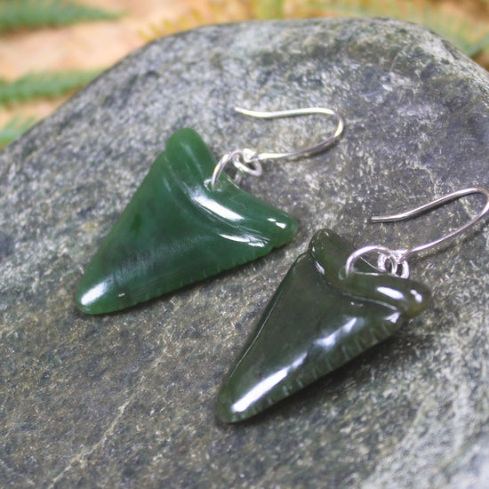 Shark Tooth Earrings carved from Kawakawa Pounamu - NZ Greenstone