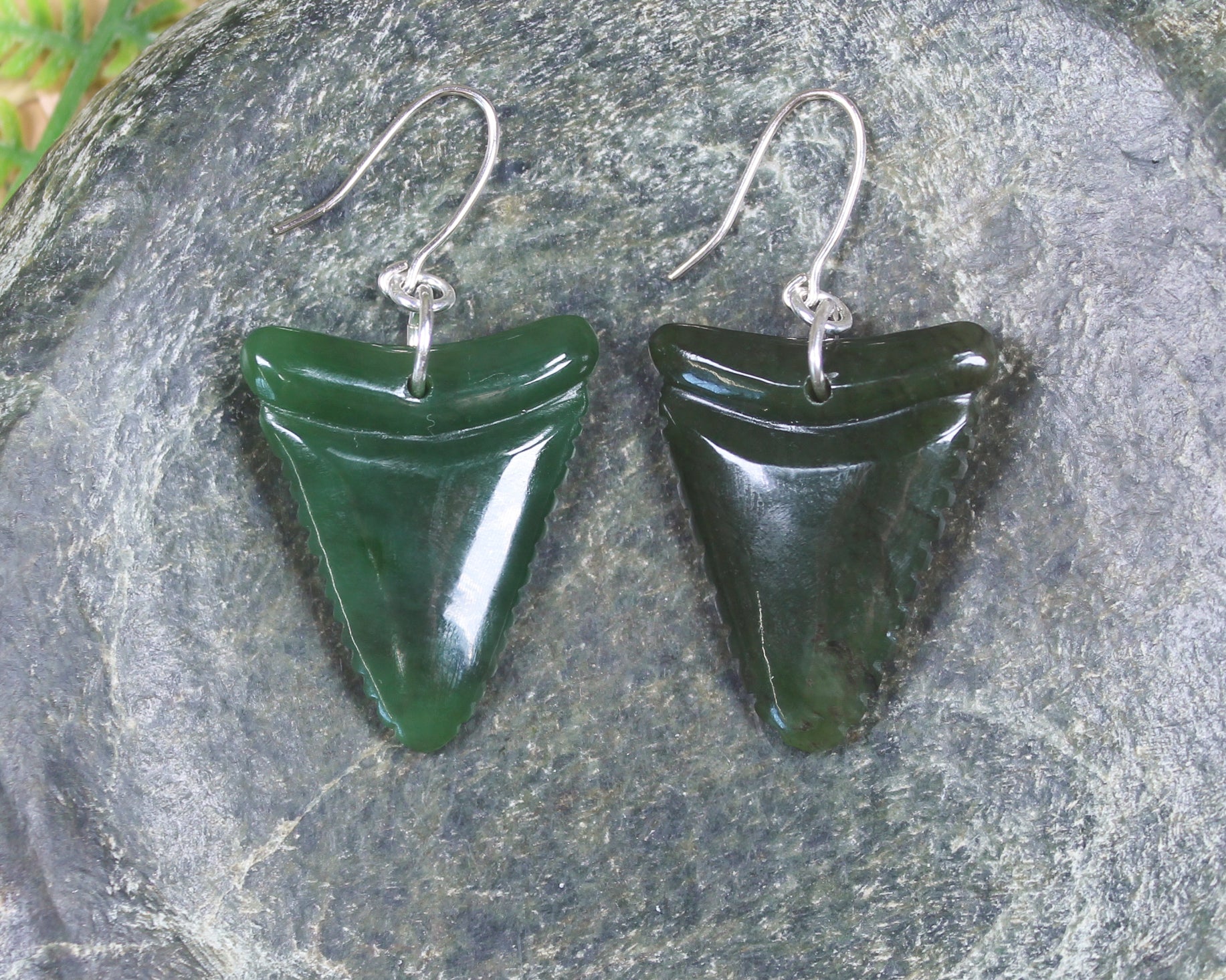 Shark Tooth Earrings carved from Kawakawa Pounamu - NZ Greenstone