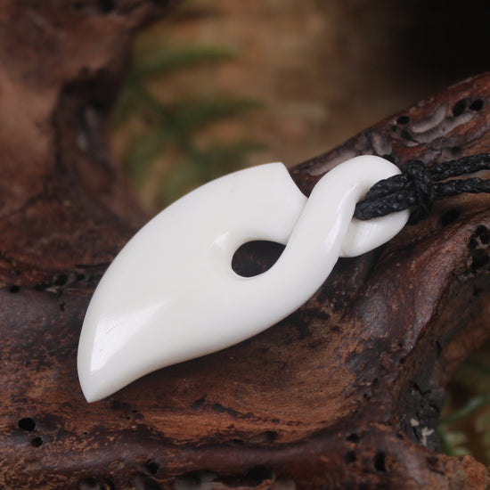Pikorua or Twist carved from NZ Beef Bone