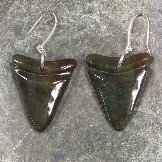 Shark Tooth Earrings carved from Rimu Pounamu - NZ Greenstone