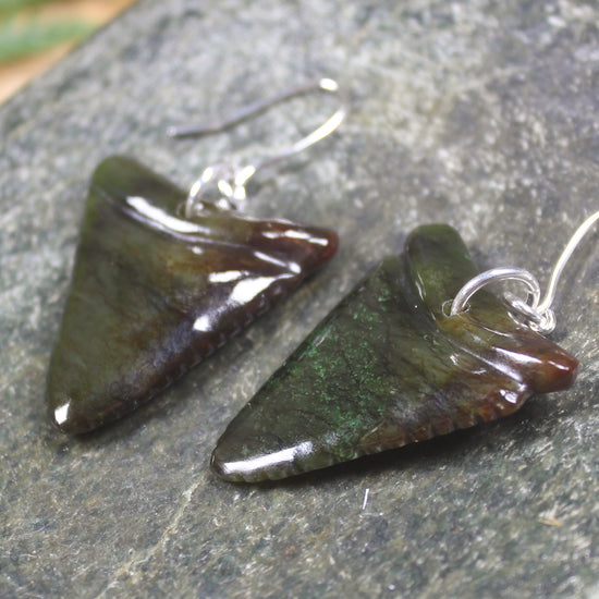 Shark Tooth Earrings carved from Rimu Pounamu - NZ Greenstone