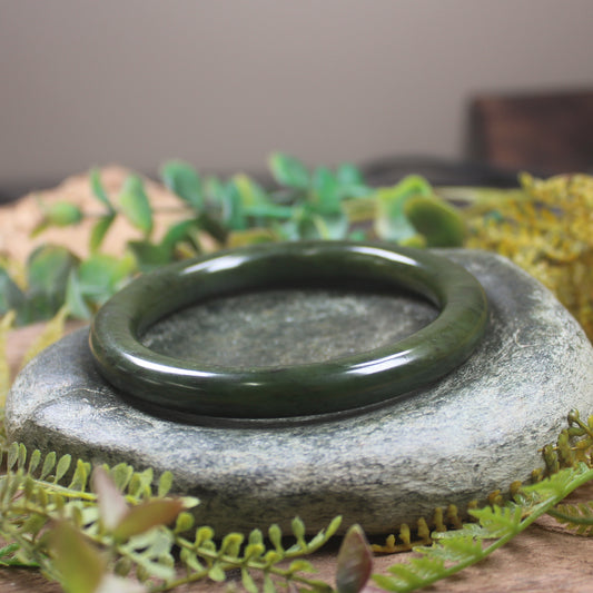 Rimu Pounamu Bangle
