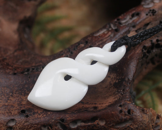 Pikorua or Twist carved from NZ Beef Bone