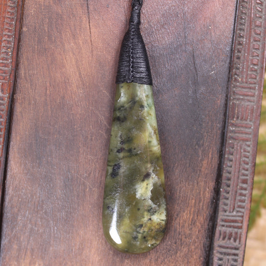 Rimu Pounamu Roimata Pendant - NZ Greenstone
