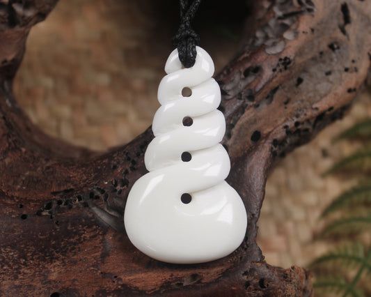 Pikorua or Twist carved from NZ Beef Bone