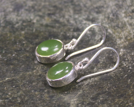 Roimata or Teardrop earrings carved from Hapopo Pounamu - NZ Greenstone