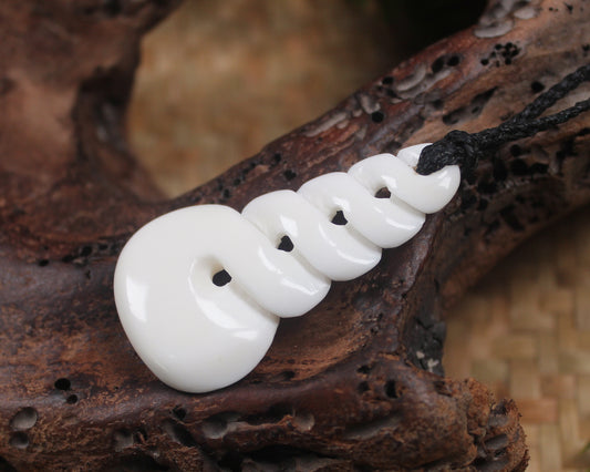 Pikorua or Twist carved from NZ Beef Bone