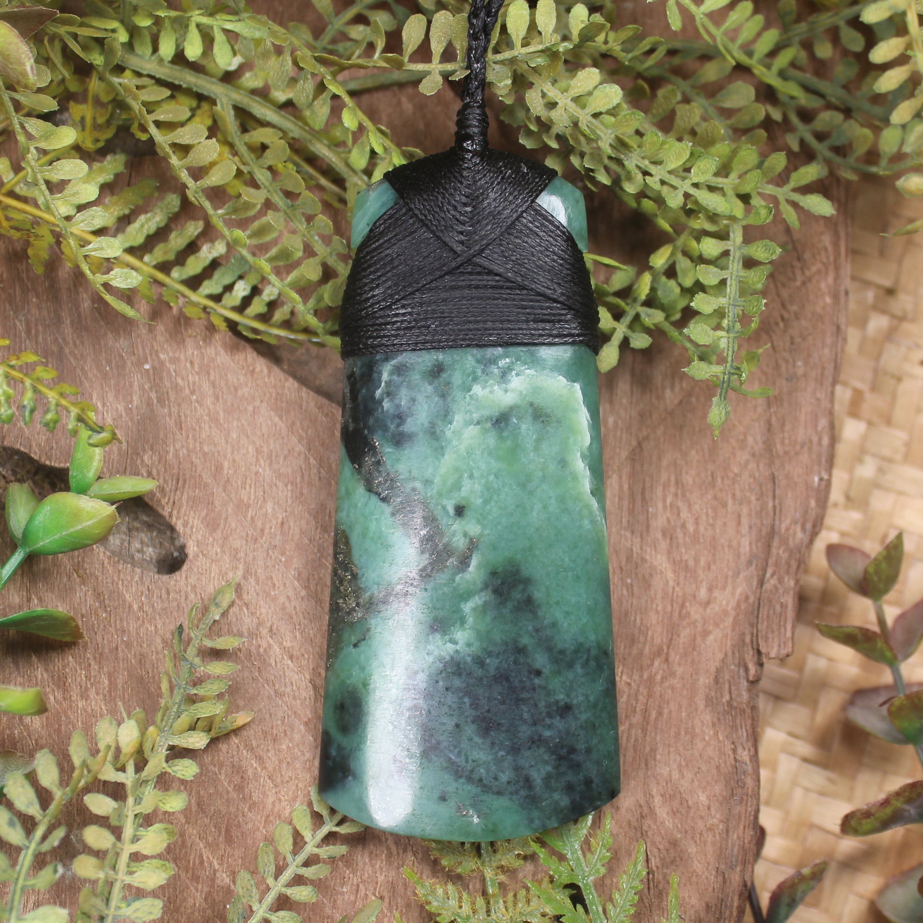 Inanga Pounamu Toki