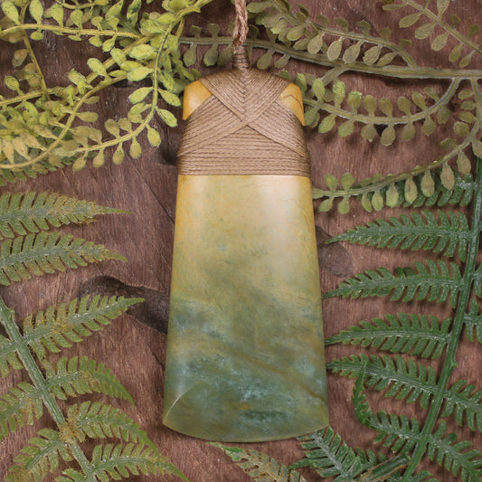 Flower Jade Pounamu Toki