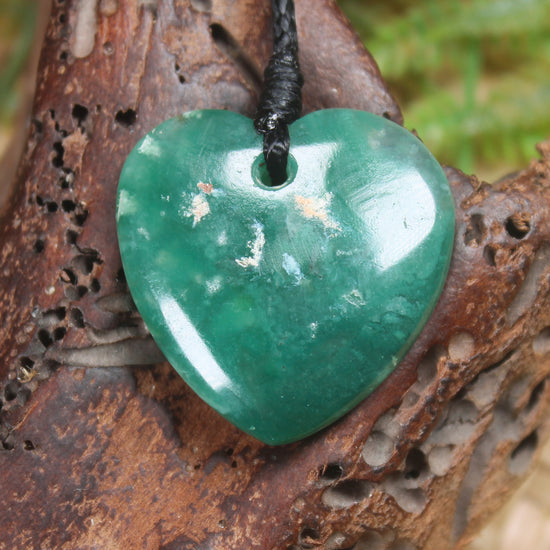 Chrysoprase Heart pendant 