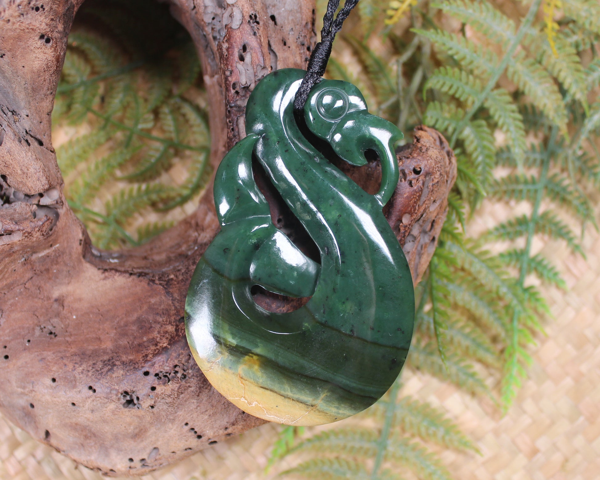 Manaia carved from Kawakawa Pounamu - NZ Greenstone