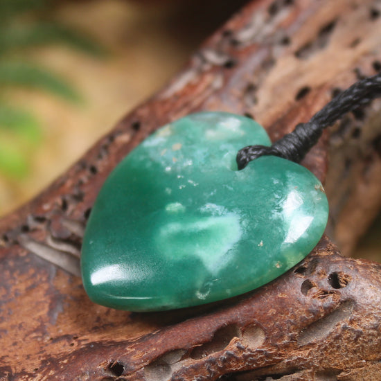 Chrysoprase Heart pendant 