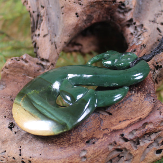 Manaia carved from Kawakawa Pounamu - NZ Greenstone