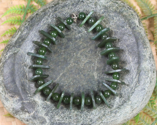 Kawakawa Pounamu Sterling Silver beaded bracelet - NZ Greenstone
