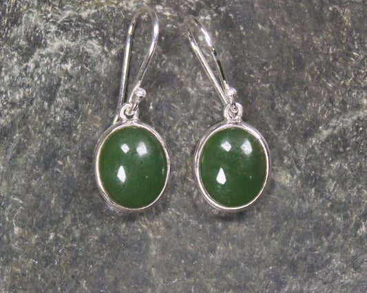 Roimata or Teardrop earrings carved from Kawakawa Pounamu - NZ Greenstone