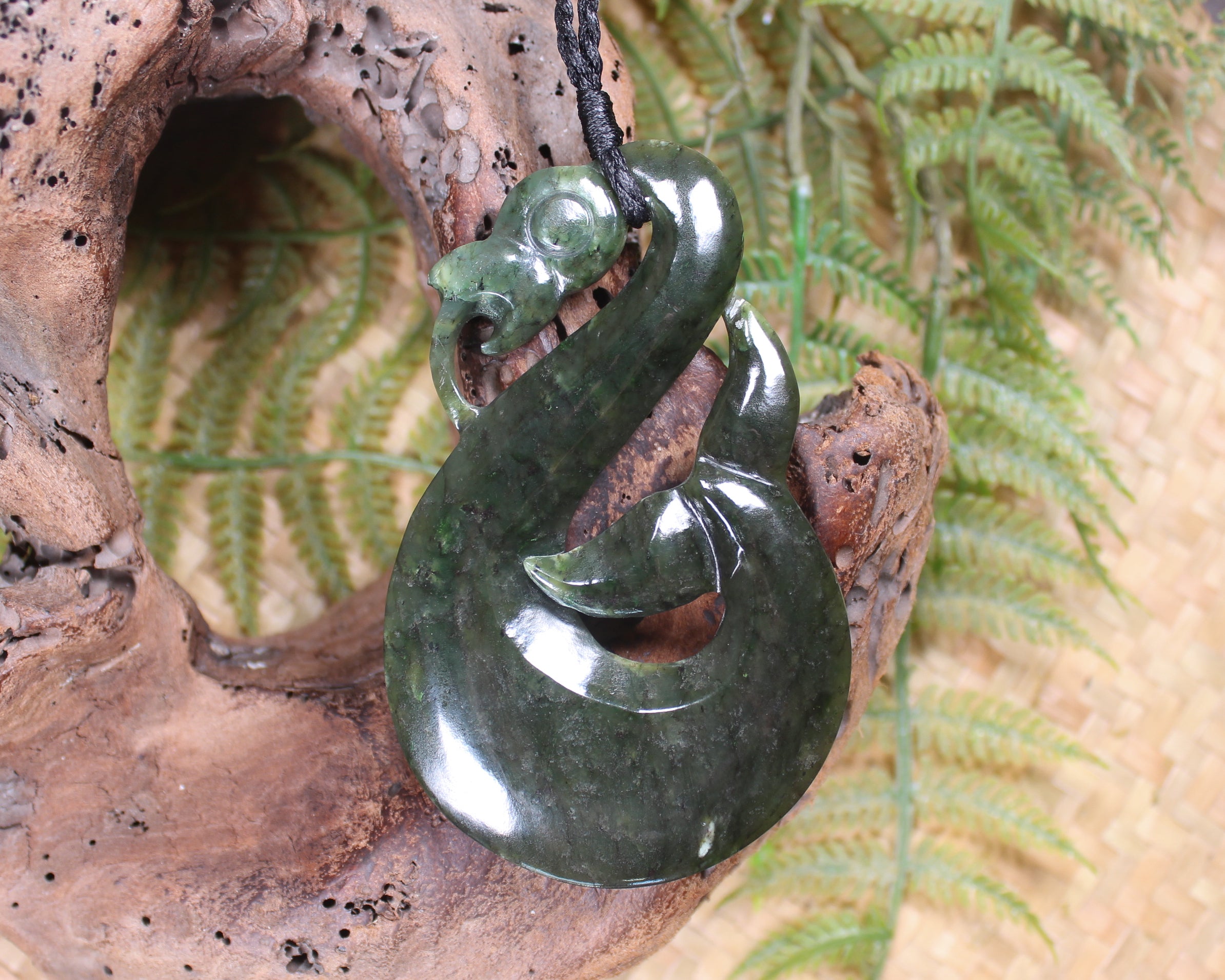 Manaia pendant carved from Rimu Pounamu - NZ Greenstone