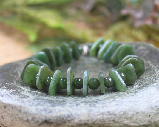 Kawakawa Pounamu Sterling Silver beaded bracelet - NZ Greenstone