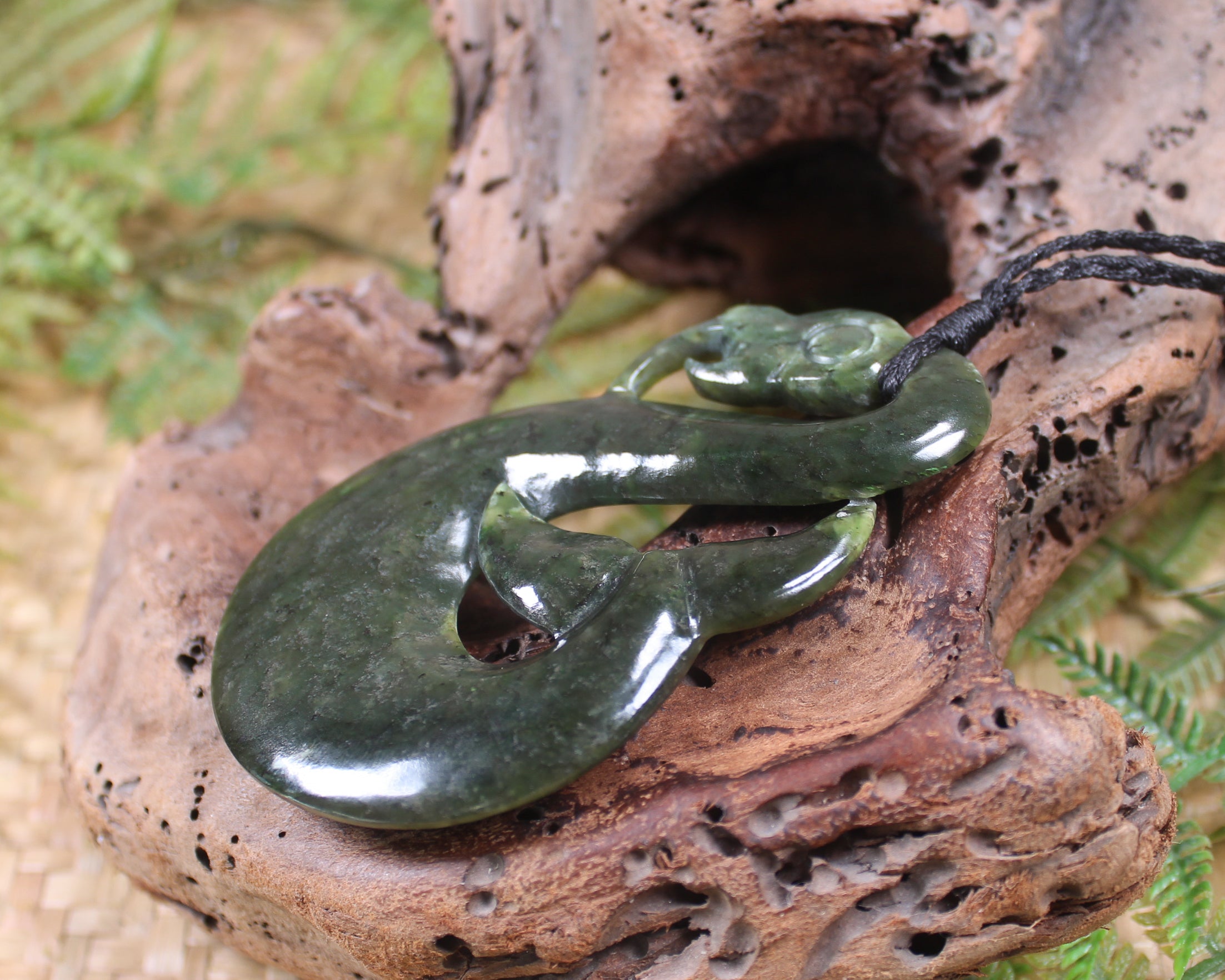 Manaia pendant carved from Rimu Pounamu - NZ Greenstone