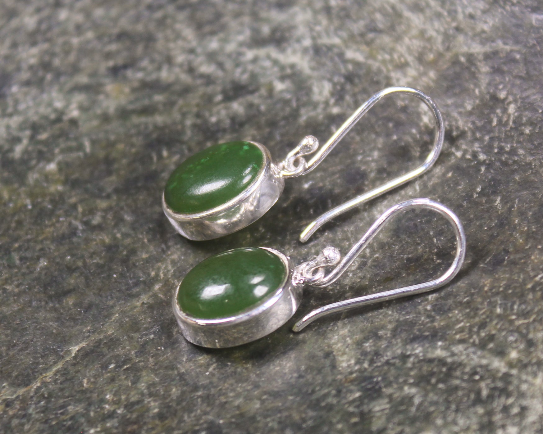 Roimata or Teardrop earrings carved from Kawakawa Pounamu - NZ Greenstone