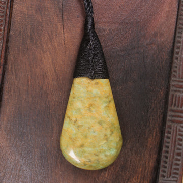 Flower Jade Pounamu - NZ Greenstone