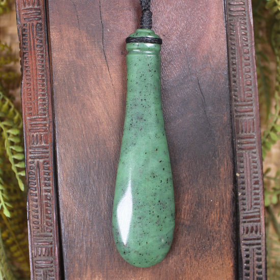 Mere or Patu carved from Hapopo Pounamu - NZ Greenstone