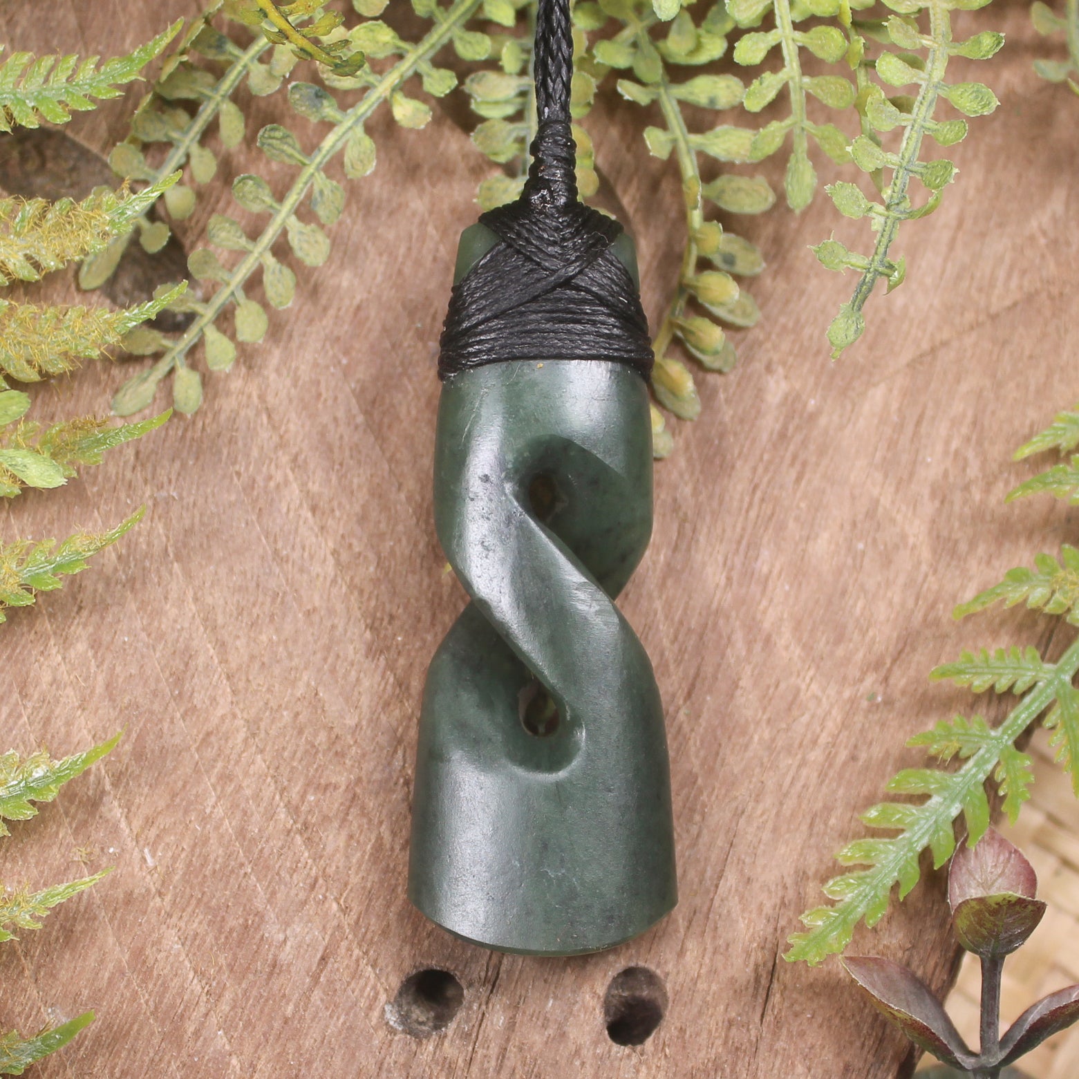 Hapopo Pounamu Toki twist pendant - NZ Greenstone