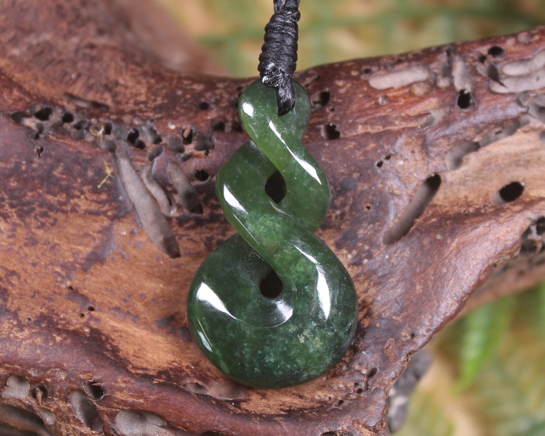 Twist carved from Kawakawa Pounamu - NZ Greenstone