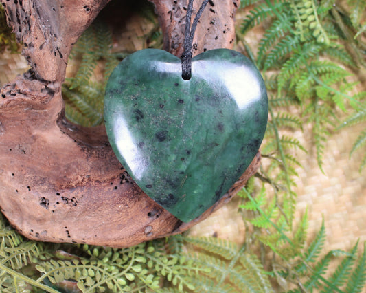 Heart carved from Hapopo Pounamu - NZ Greenstone