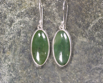 Roimata or Teardrop earrings carved from Hapopo Pounamu - NZ Greenstone