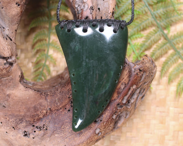 Taniwha Tooth or Niho carved from Kawakawa Pounamu - NZ Greenstone
